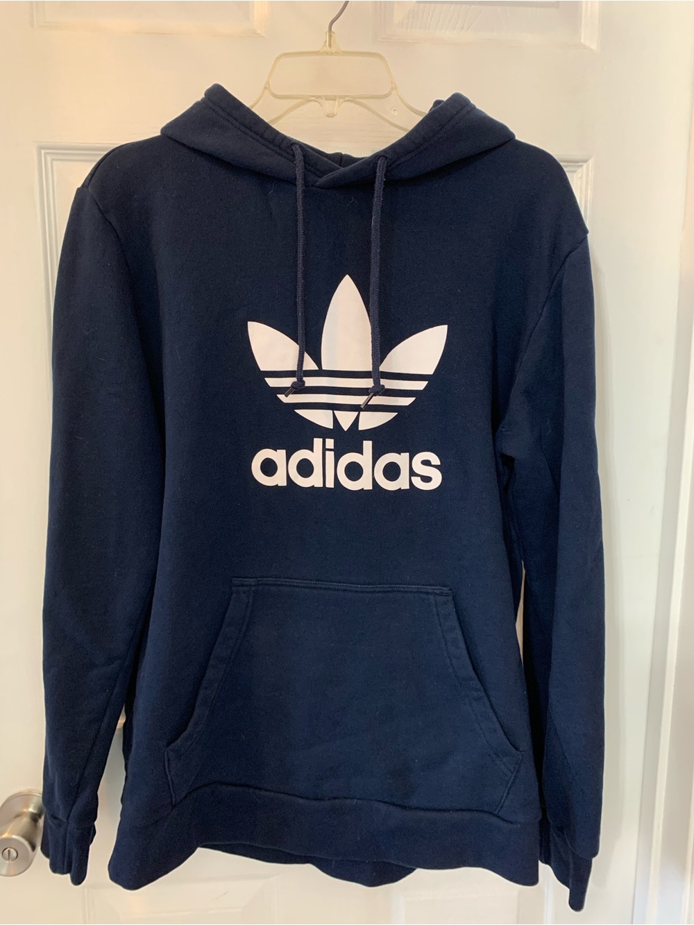 Adidas men’s size large VGUC hoodie w/kangaroo pocket